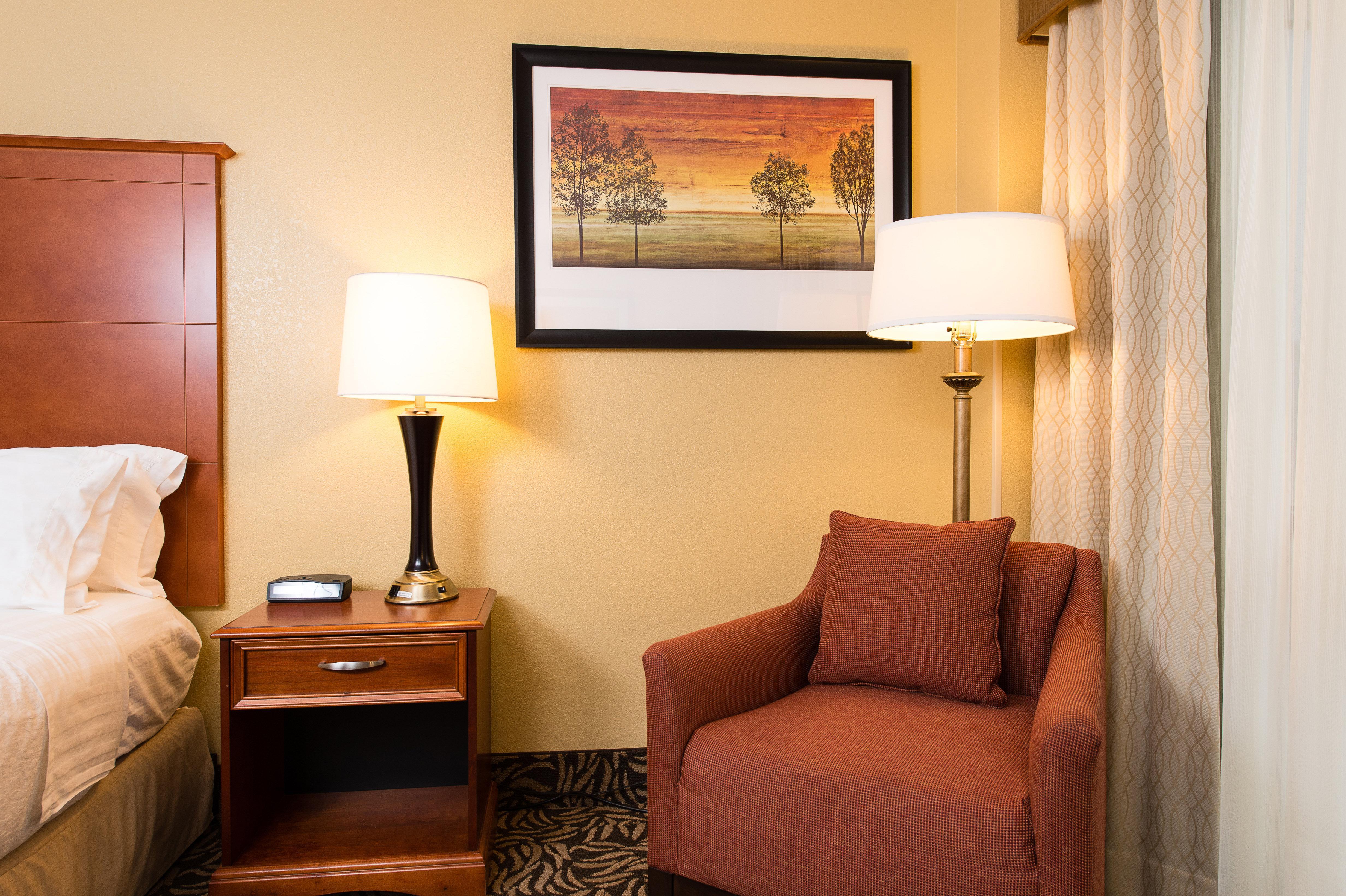 Отель Doubletree By Hilton Wilmington, Nc Экстерьер фото