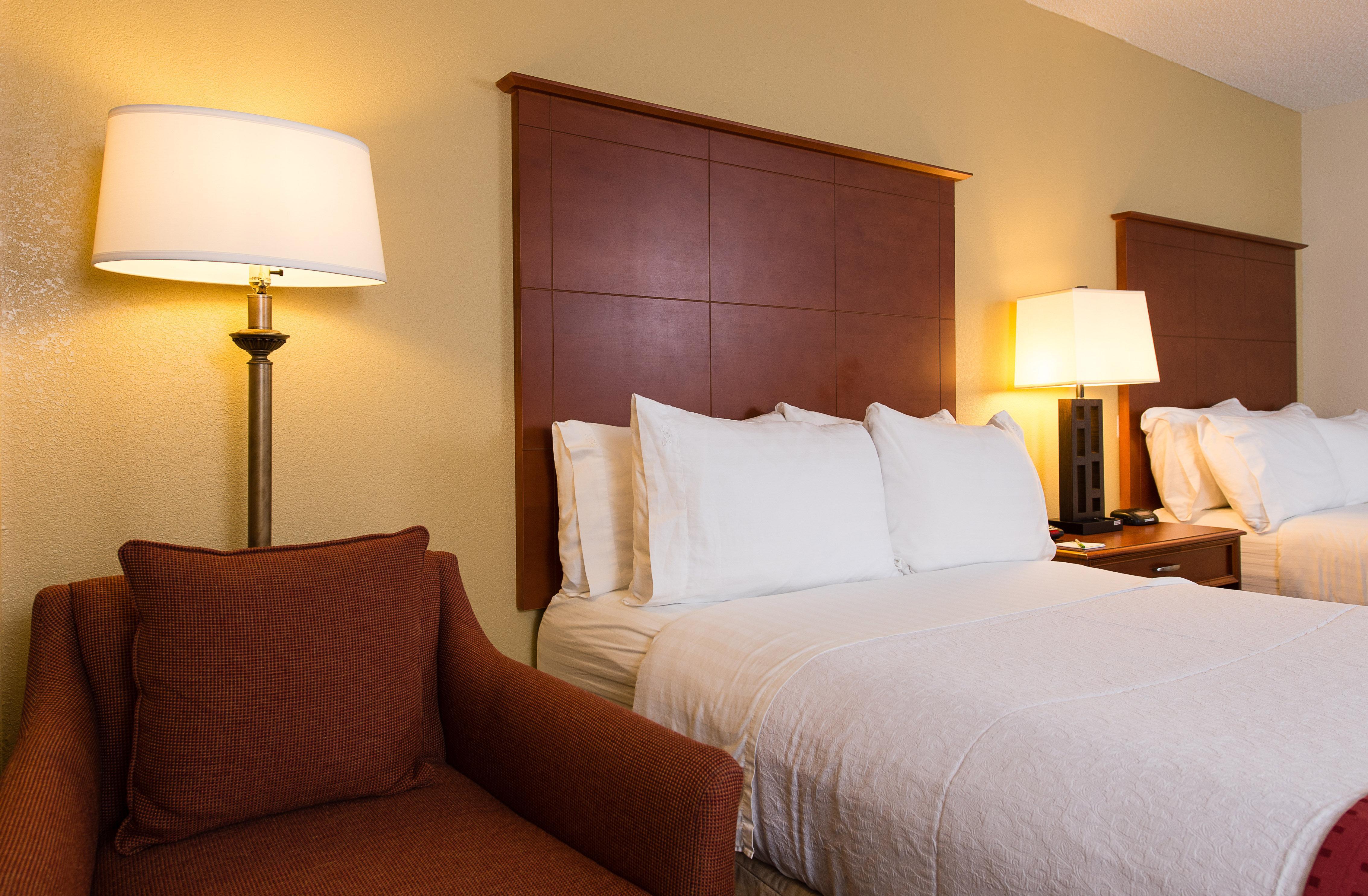 Отель Doubletree By Hilton Wilmington, Nc Экстерьер фото
