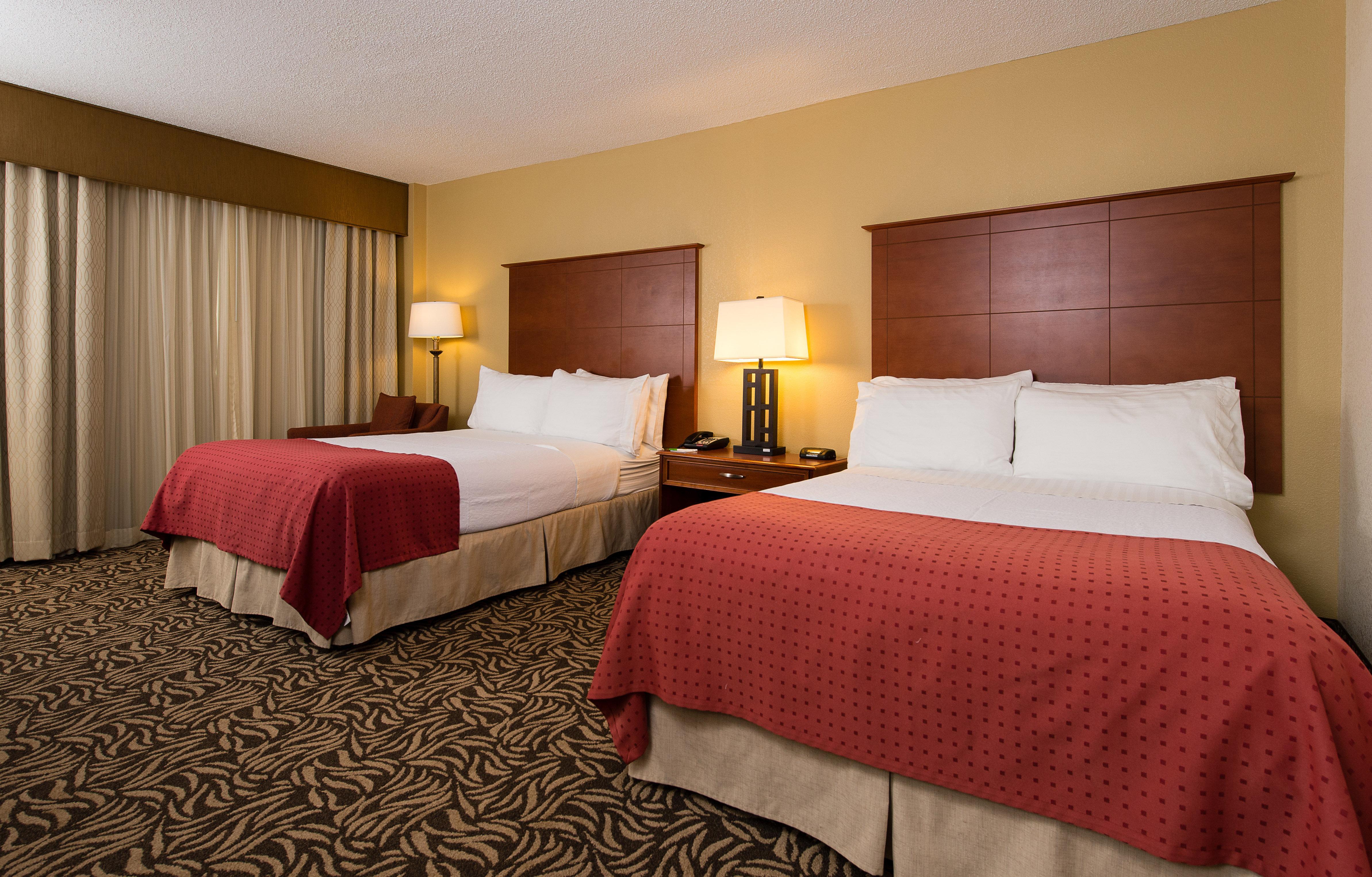 Отель Doubletree By Hilton Wilmington, Nc Экстерьер фото