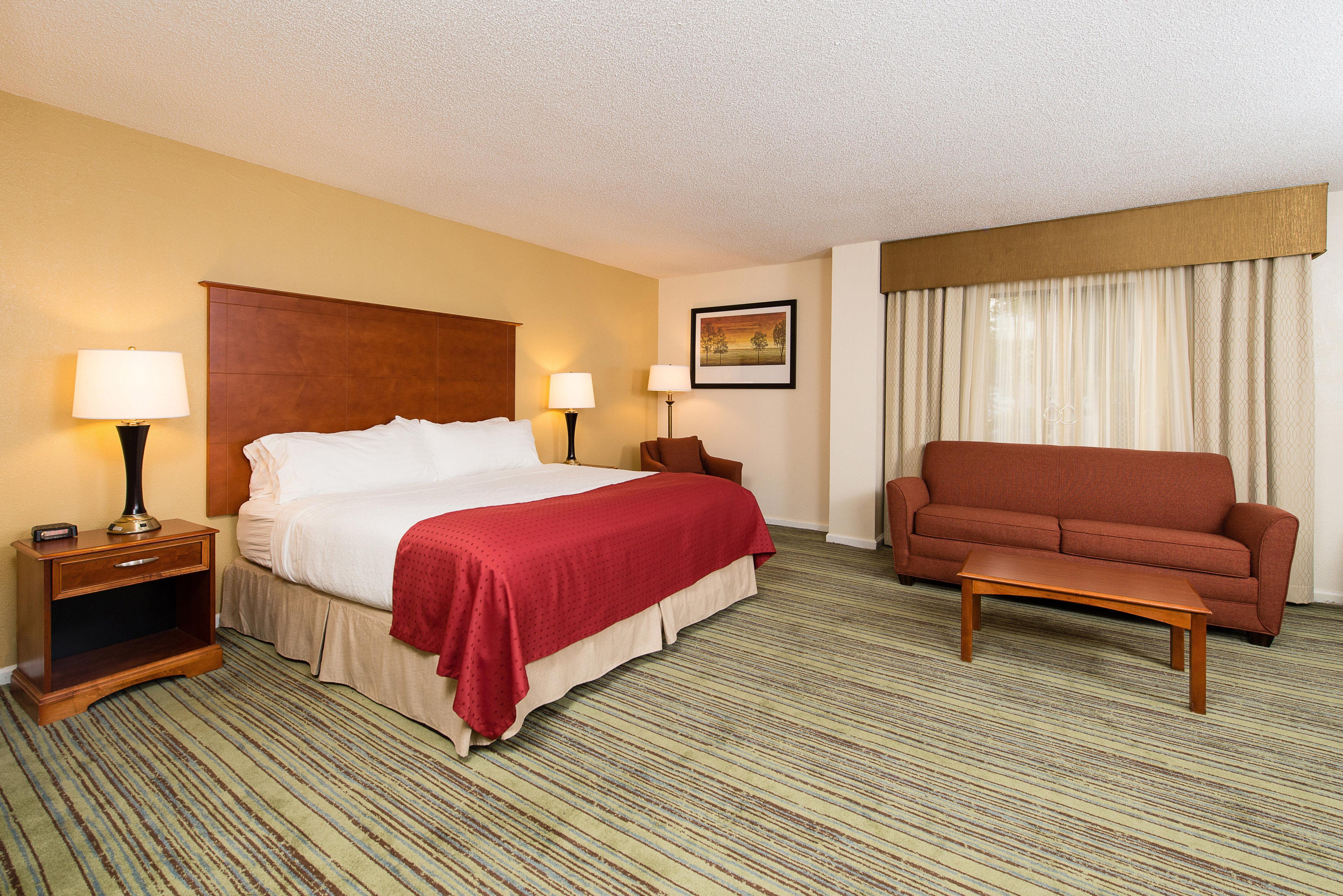 Отель Doubletree By Hilton Wilmington, Nc Экстерьер фото