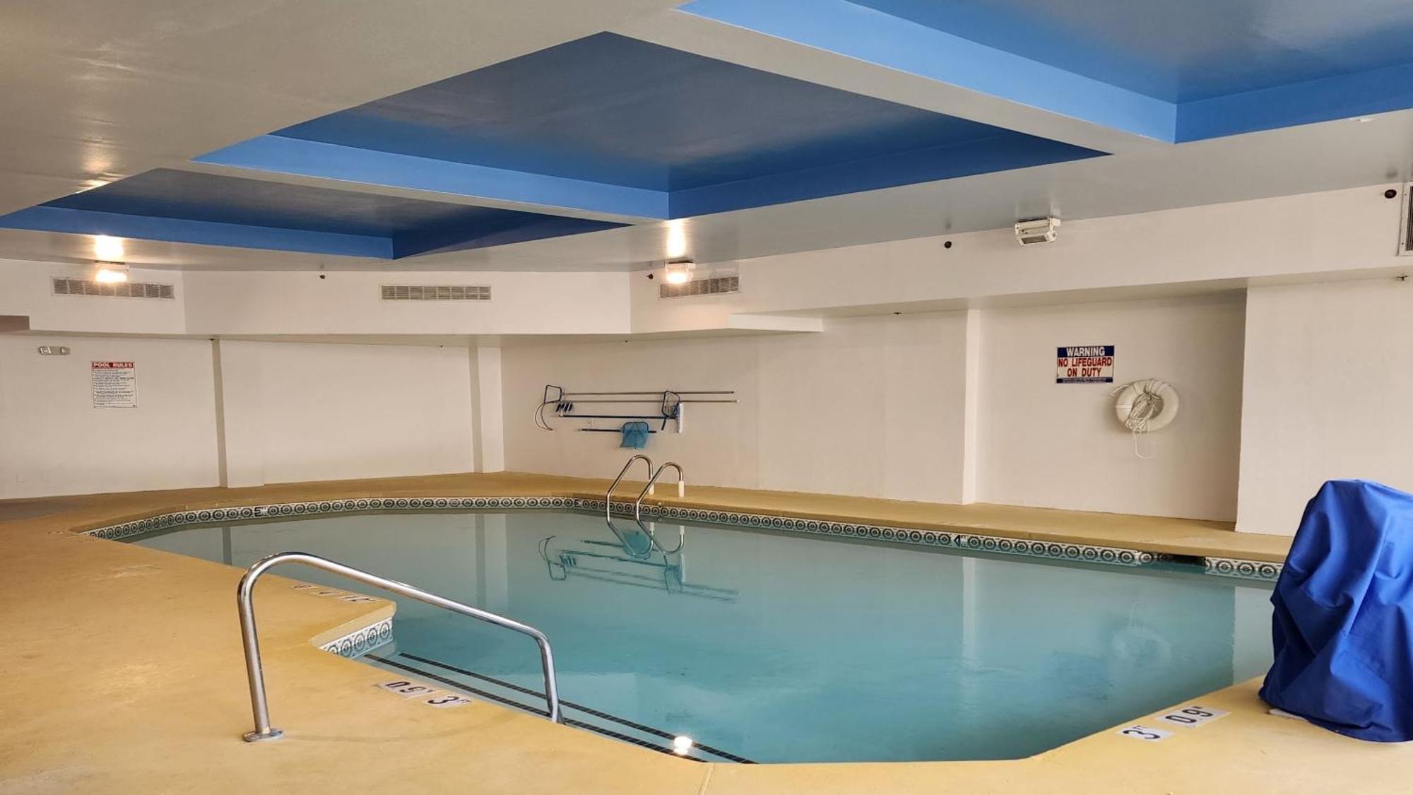 Отель Doubletree By Hilton Wilmington, Nc Экстерьер фото