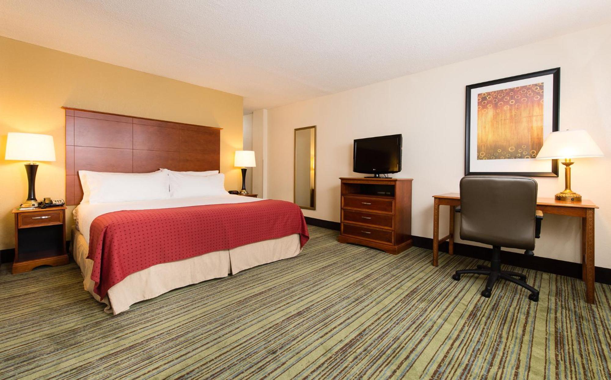 Отель Doubletree By Hilton Wilmington, Nc Экстерьер фото