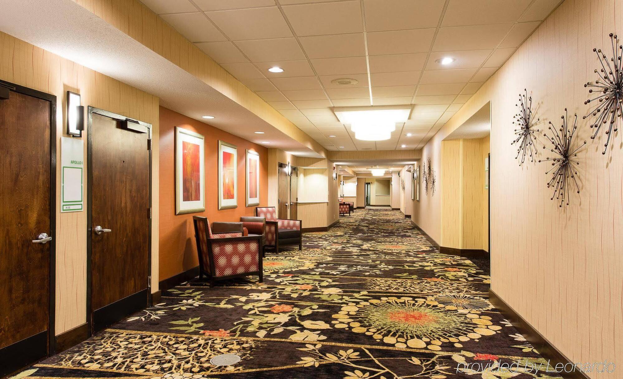 Отель Doubletree By Hilton Wilmington, Nc Экстерьер фото